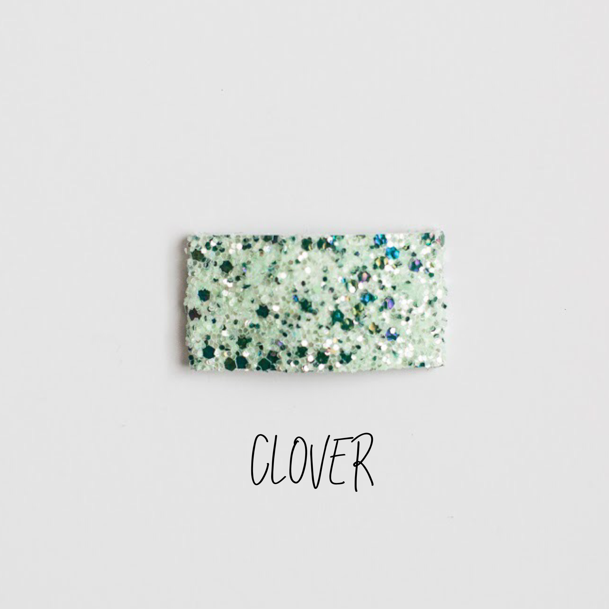 Clover Glitter Snap Clip