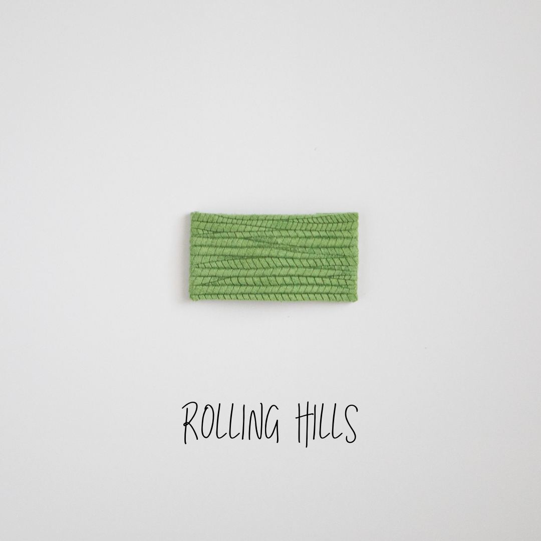 Rolling Hills Leather Snap Clip