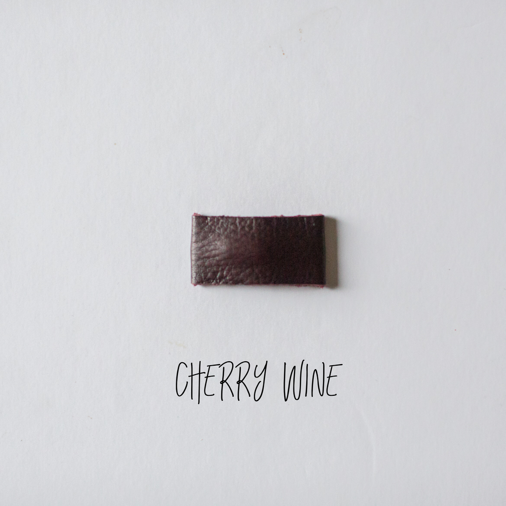 Cherrywine Leather Snap Clip