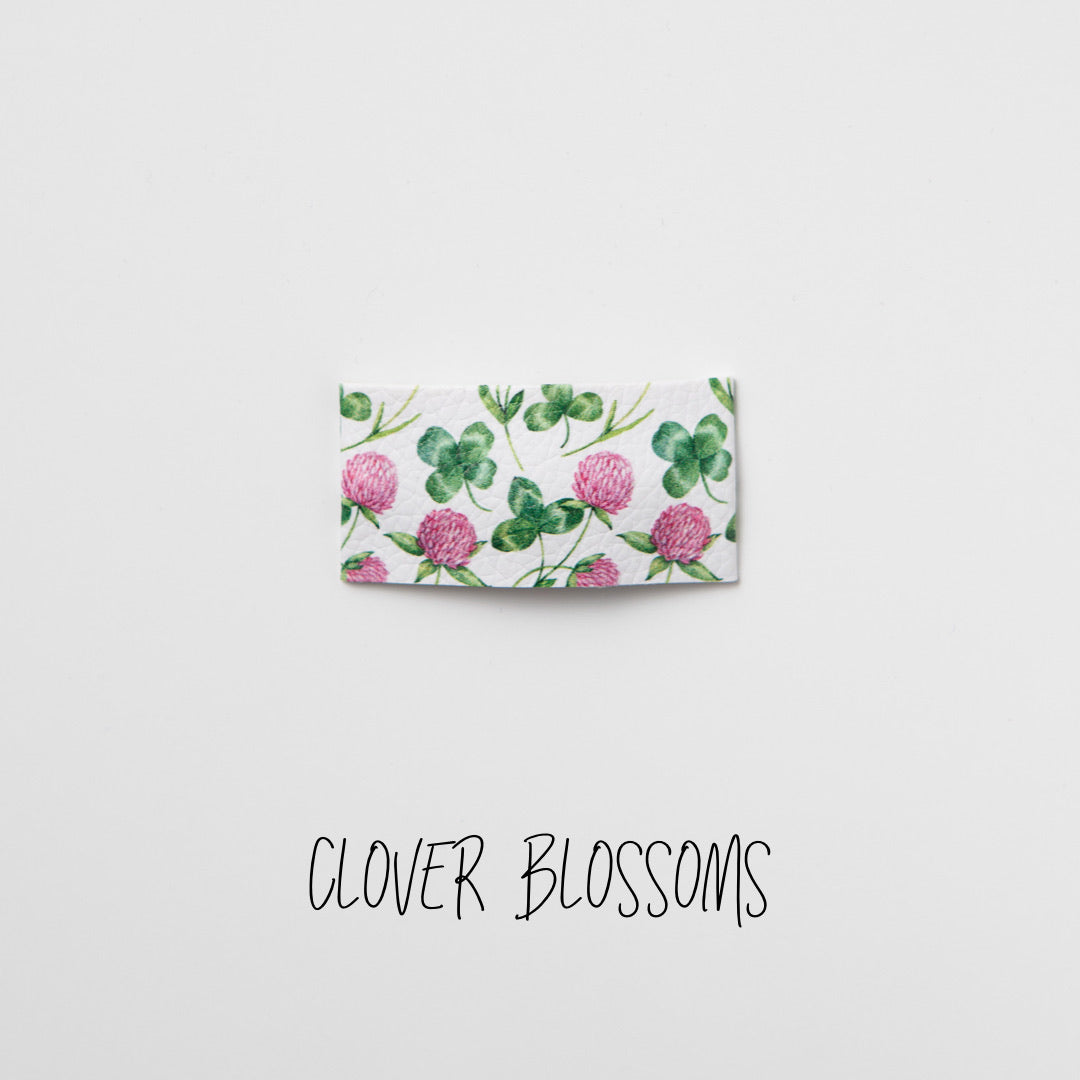 Clover Blossoms Printed Faux Leather Snap Clip